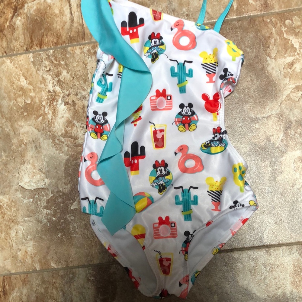 Disney one piece stylish cutout side Mickey/Minnie swimsuit size 4